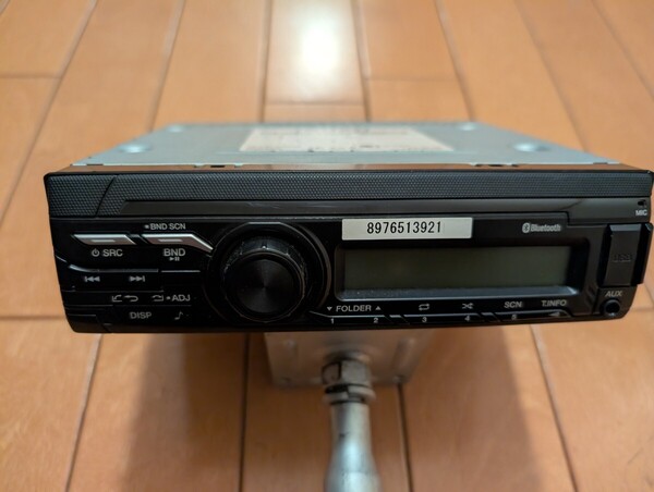 いすゞ純正オーディオ!クラリオン製!RI9765!18ピン 逆ハーネス コネクター 付き!24V仕様!