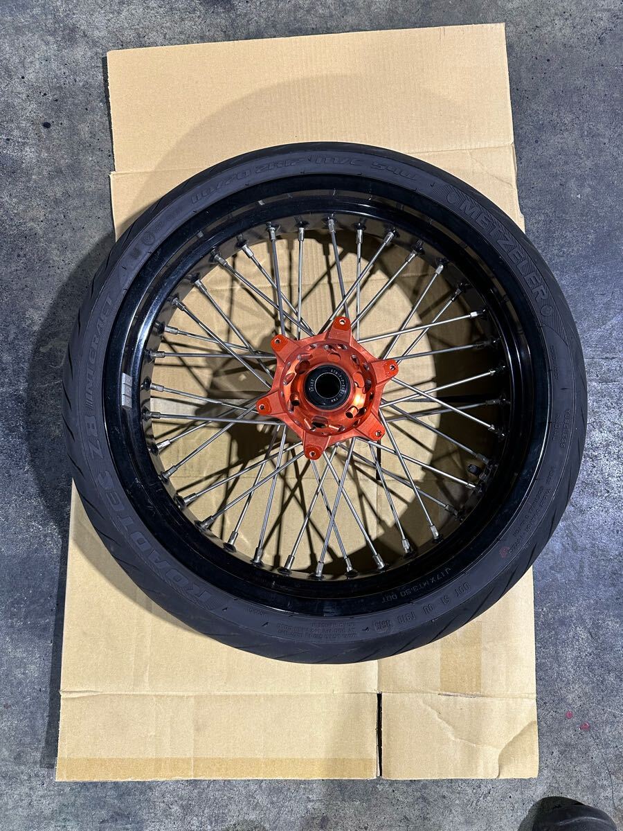 KTM 690 SMC 2008 純正ホイール前後セット 中古美品 - メルカリ