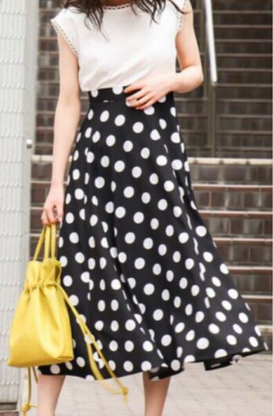 再↓春夏★PROPORTION BODY DRESSINGプロポーションボディドレッシング★人気ドット柄フレアースカート レトロ ブラック×ホワイト