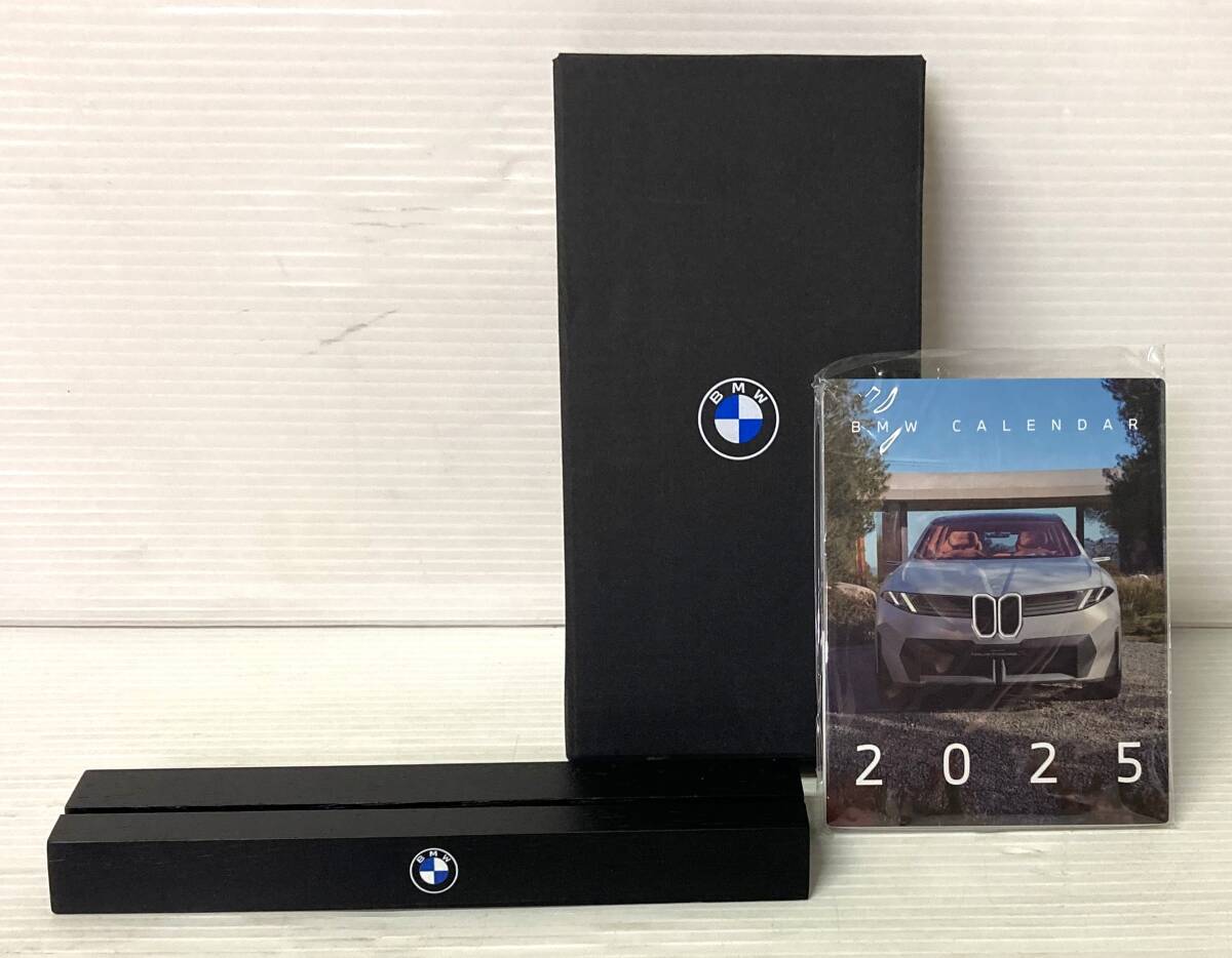 楽天市場】BMW 純正 2025年版 BMW 壁掛け カレンダー 日本祝日
