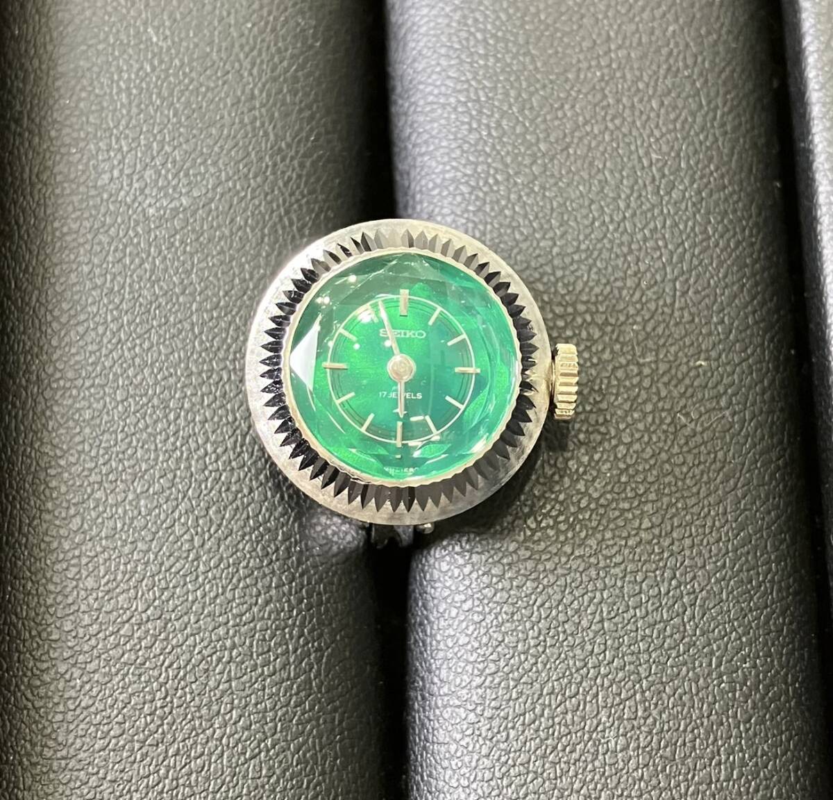 Yahoo!オークション -「seiko リングウォッチ」の落札相場・落札価格 Yahoo!オークション -「seiko リングウォッチ」の落札相場・落札価格