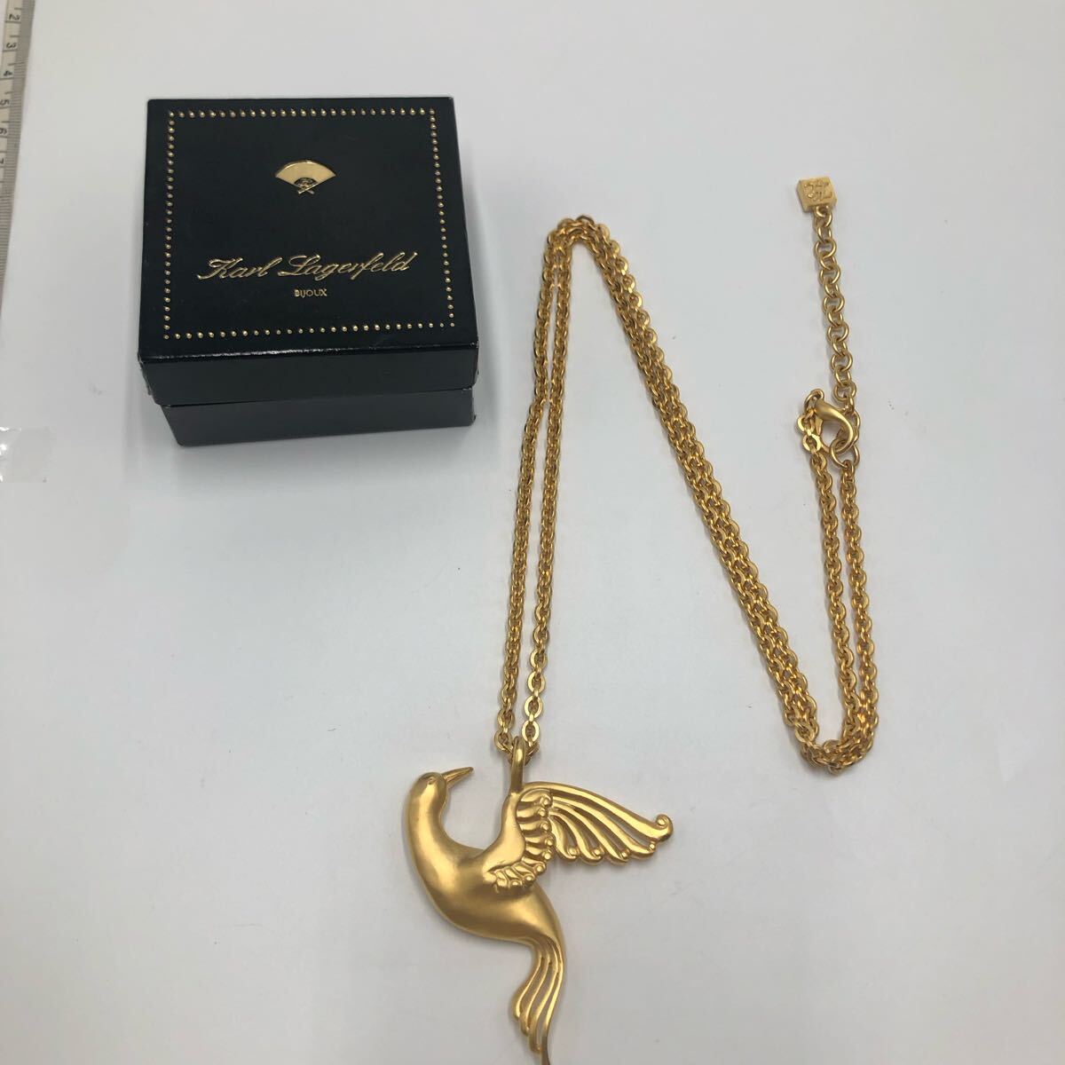 Yahoo!オークション -「カールラガーフェルド ネックレス Yahoo!オークション -「カールラガーフェルド ネックレス