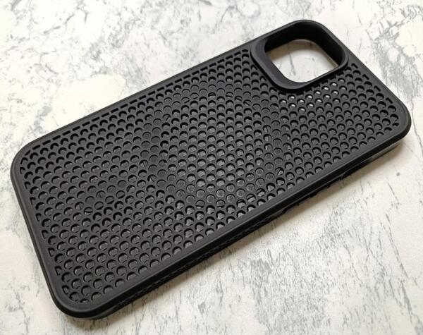 送料込み iPhone14/13 用 堅牢 ケース ワイヤレス充電 放熱カバー ブラック