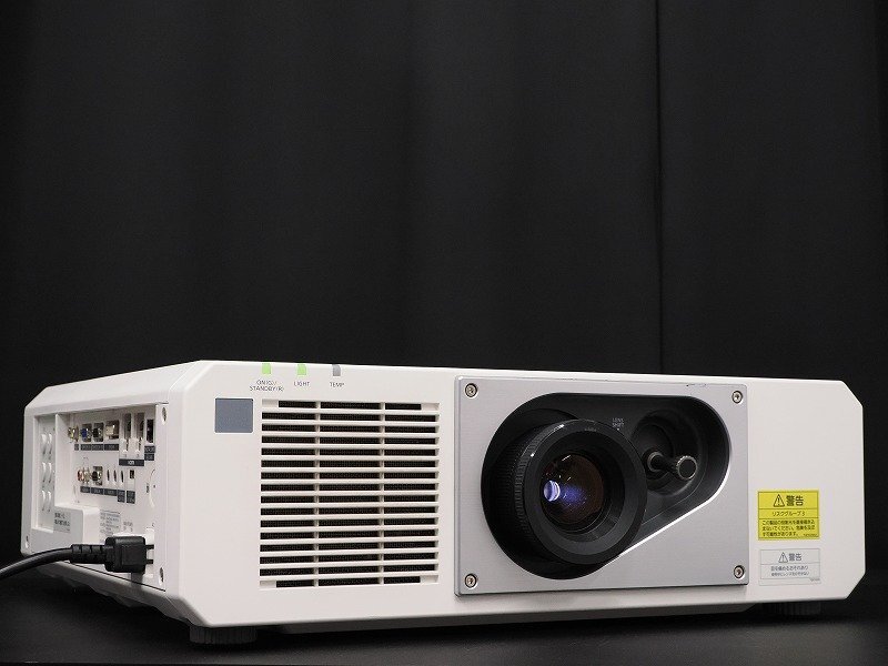 Yahoo!オークション -「rz」(本体) (プロジェクター)の落札相場 Yahoo!オークション -「rz」(本体) (プロジェクター)の落札相場