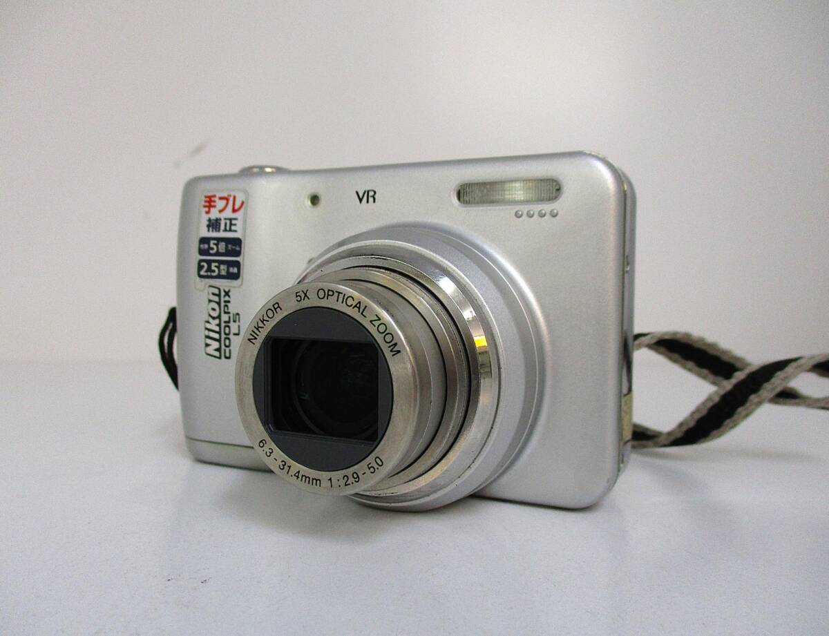 Amazon | Nikon Coolpix L5 7.2MP デジタルカメラ 5倍光学振動