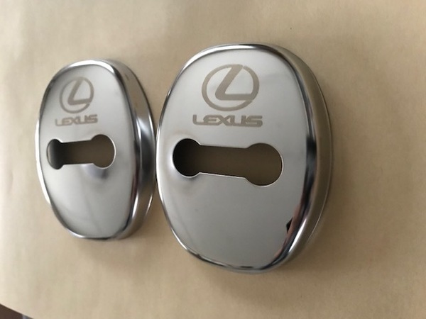 人気商品!!LEXUS レクサスロゴ ステンレス鏡面 ドアロックカバー 送料サービス LBX LC500 LS500