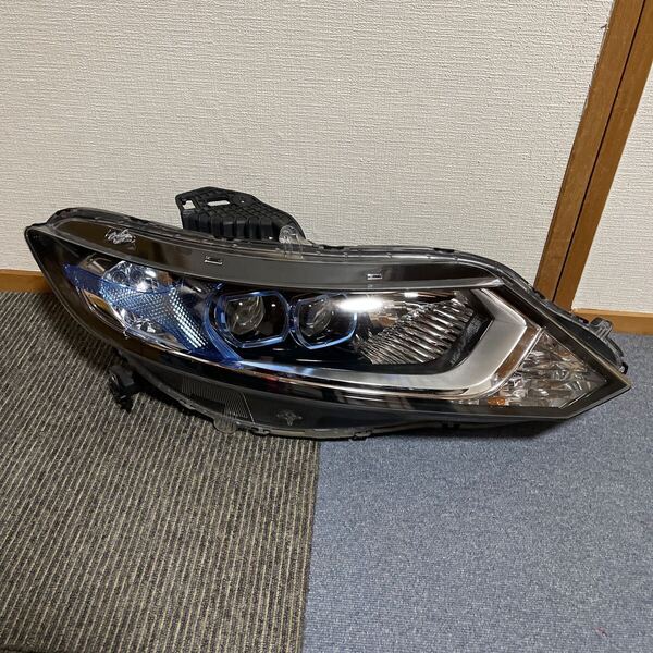 即決 J1 ジェイド FR4 FR5 前期 / ホンダ 純正 右 ヘッドライト STANLEY W2345 HONDA JADE 送料込み 即決 点灯済