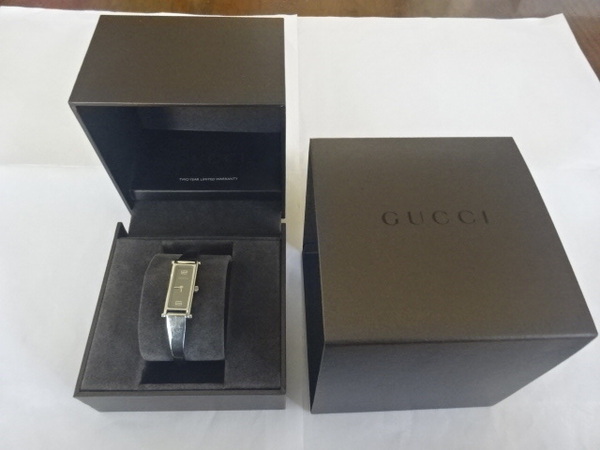 GUCCI グッチ 1500L レディース 腕時計 アナログ表示 グレー文字盤 腕周り約16cm