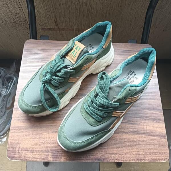 新品 24cm レディース スニーカー グリーン シューズ 靴 厚底 身長アップ
