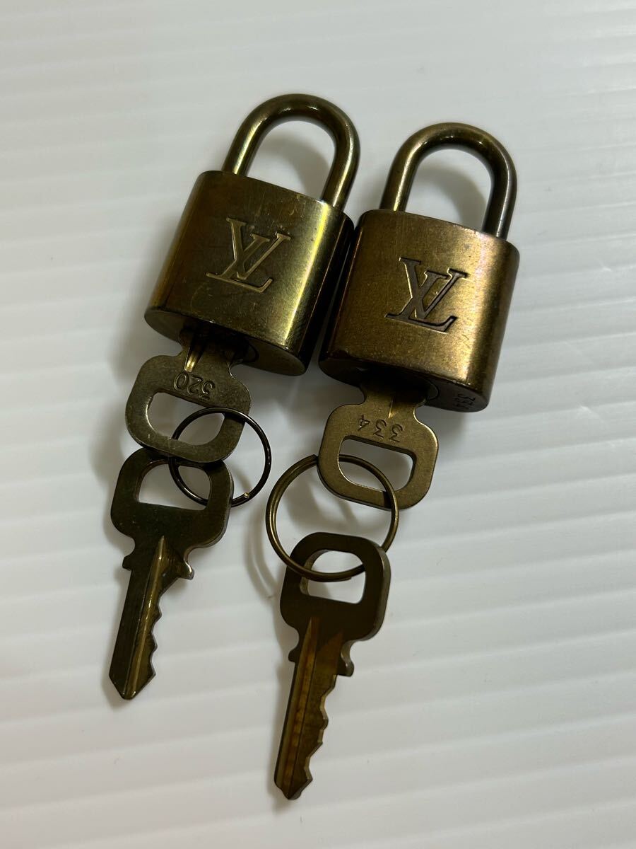 Yahoo!オークション -「ルイヴィトン パドロック 鍵」の落札相場 Yahoo!オークション -「ルイヴィトン パドロック 鍵」の落札相場