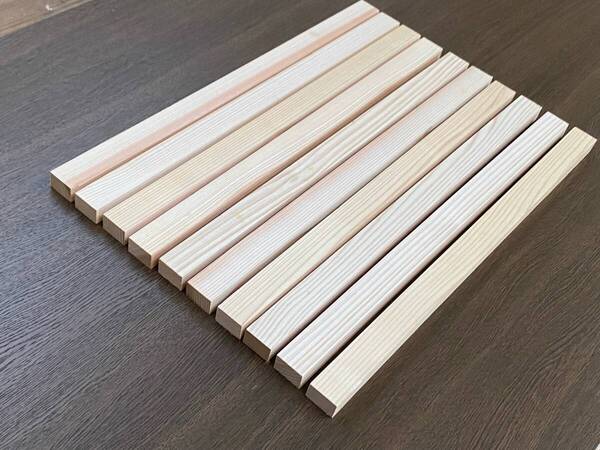 杉 角材 610×36×24㎜ 10本入 上小節 プレーナー 無垢 国産 天然乾燥材 木材 杉材 DIY 工作