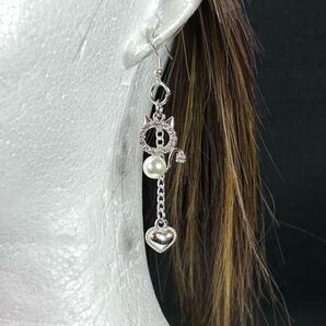 70 ピアス フックタイプ シルバー キャットパール チェーンハート レディース 揺れるロングピアス アクセサリー