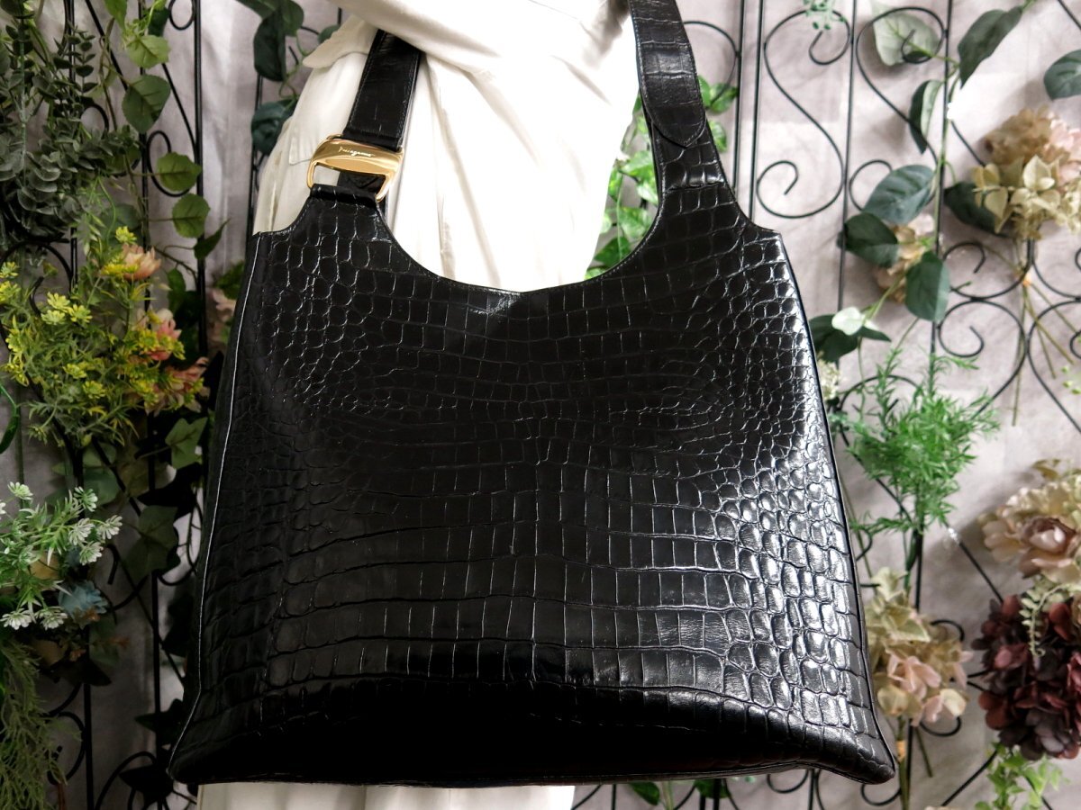 Yahoo!オークション -「crocodile bag」(サルヴァトーレ Yahoo!オークション -「crocodile bag」(サルヴァトーレ