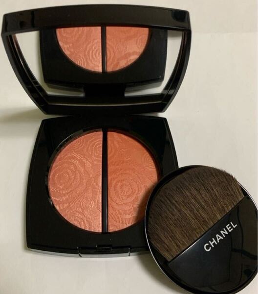 CHANEL シャネル フルールドゥプランタン フェイスパウダー