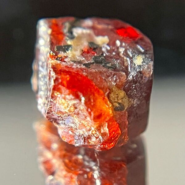 レッド ジルコン 5.8ct 宝石 原石 パキスタン 天然ジルコン 鉱物 鉱石 天然石 パワーストーン コレクション プチサイズ