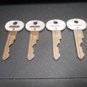 コピーキー 【四本】EMTR キー エレベーター emtr KEY エムター EMTR 注※純正キーではありません