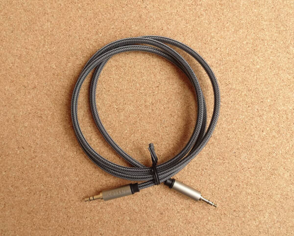 UGREEN オーディオケーブル 3.5mm ステレオミニプラグ 1m