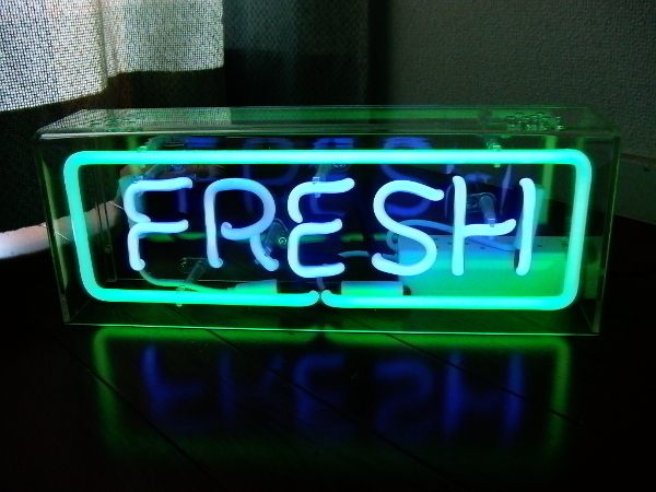 新品/定価1万4300円☆ネオン管☆照明FRESH ネオンサイン店舗ビンテージ間接照明neonネオンワード看板レトロbarカフェusaアメリカ雑貨word