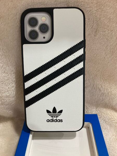 Adidas iphone 12/12pro ケース ホワイト
