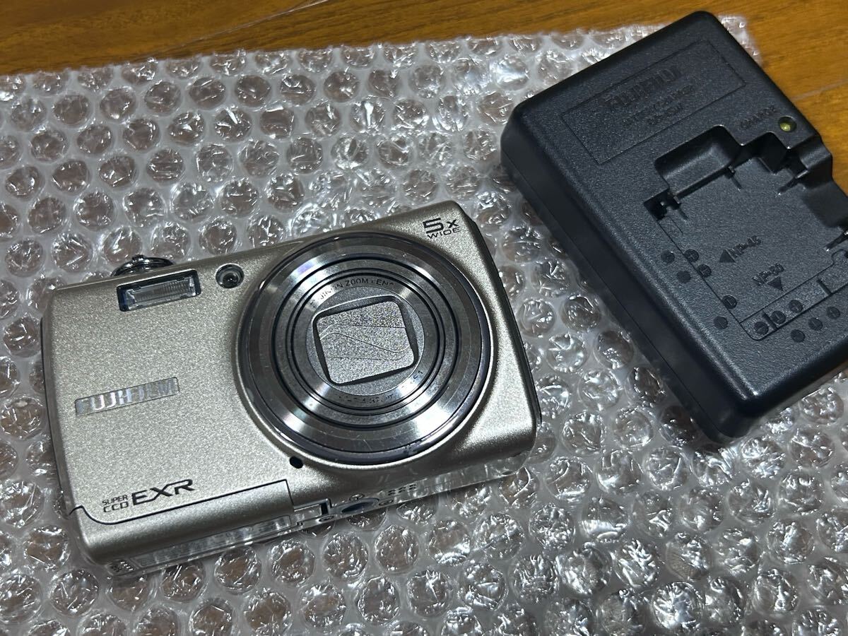 Yahoo!オークション -「finepix f200exr」の落札相場・落札価格 Yahoo!オークション -「finepix f200exr」の落札相場・落札価格