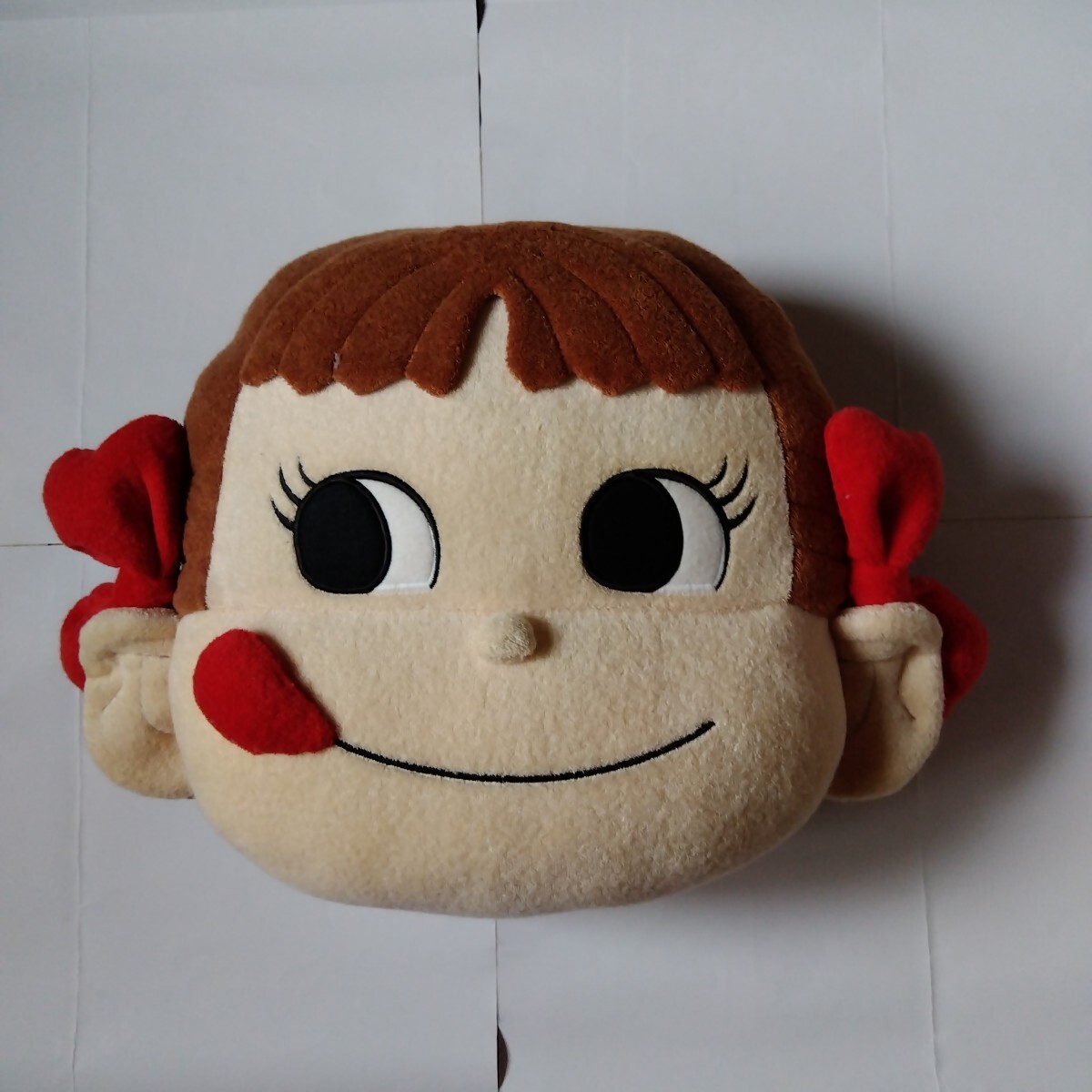 懸賞当選品】不二家 ペコちゃん 特大クッション レア