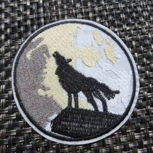 冬夜EU狼■円型◆新品ロンリーナイト ローンウルフ オオカミ刺繍ワッペン◆ミリタリー・サバゲー◇アメリカ ヨーロッパ◇激渋■洋服DIY