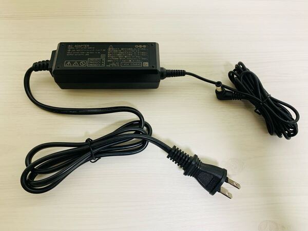 良品!NEC マグナスコミュニケーションズ ACアダプター CM6540TV 用 CM6550TV 用 CM6560TV 用