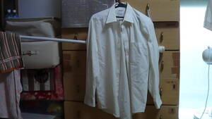 即決 KEY PERSON 長袖 Miracle care  白Yシャツ ボタン11個  ポケット 1個 古着