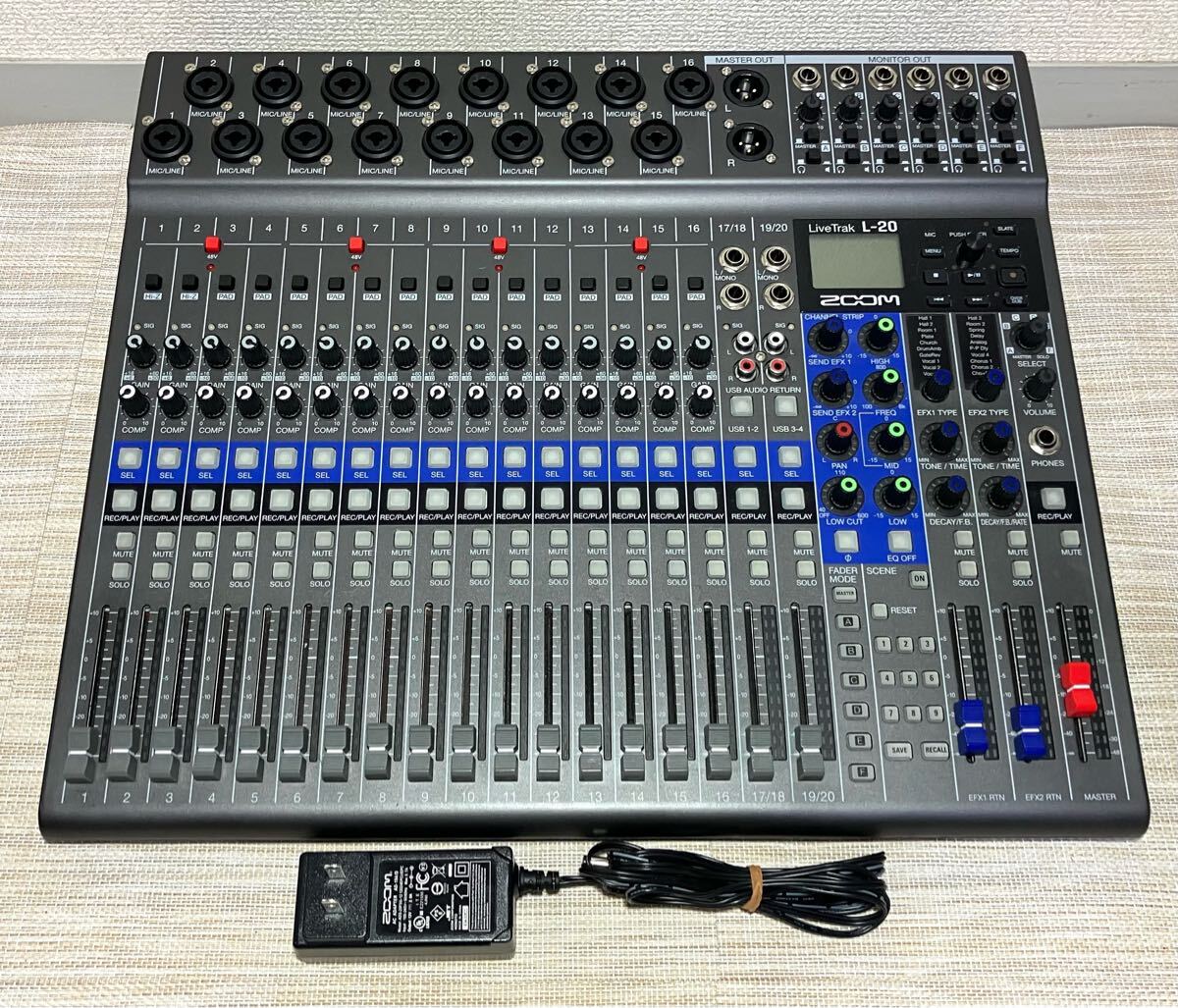 Yahoo!オークション -「zoom livetrak l-20」の落札相場・落札価格 Yahoo!オークション -「zoom livetrak l-20」の落札相場・落札価格