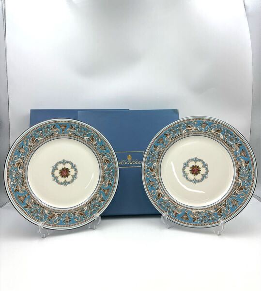 未使用保管品 WEDGWOOD ウェッジウッド フロレンティーンターコイズ 27.3cmプレート 箱付 2枚セット