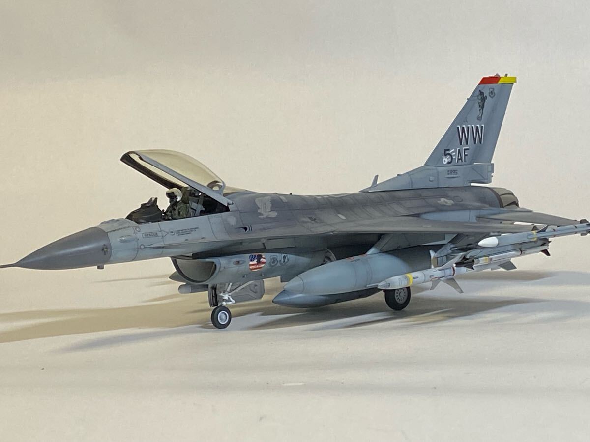 Yahoo!オークション -「f16」(完成品) (航空機)の落札相場・落札価格 Yahoo!オークション -「f16」(完成品) (航空機)の落札相場・落札価格
