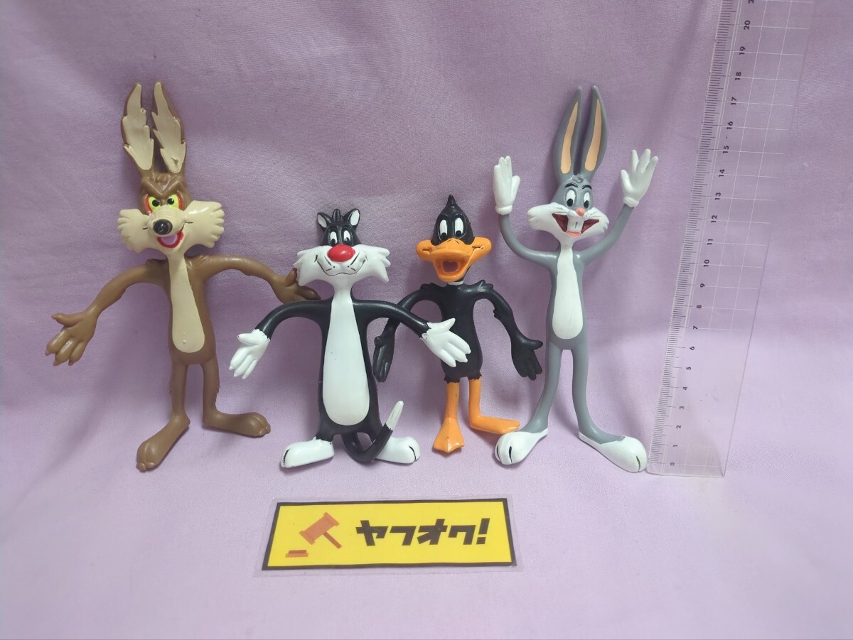 LOONEY TUNES/ルーニーテューンズ・アプローズ・5Piece Figurine