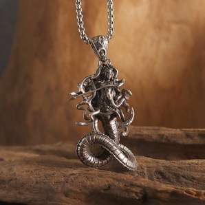 入荷!【悲しみと戦う女性】ラミア 妖艶 セクシー 嫉妬 ネックレス