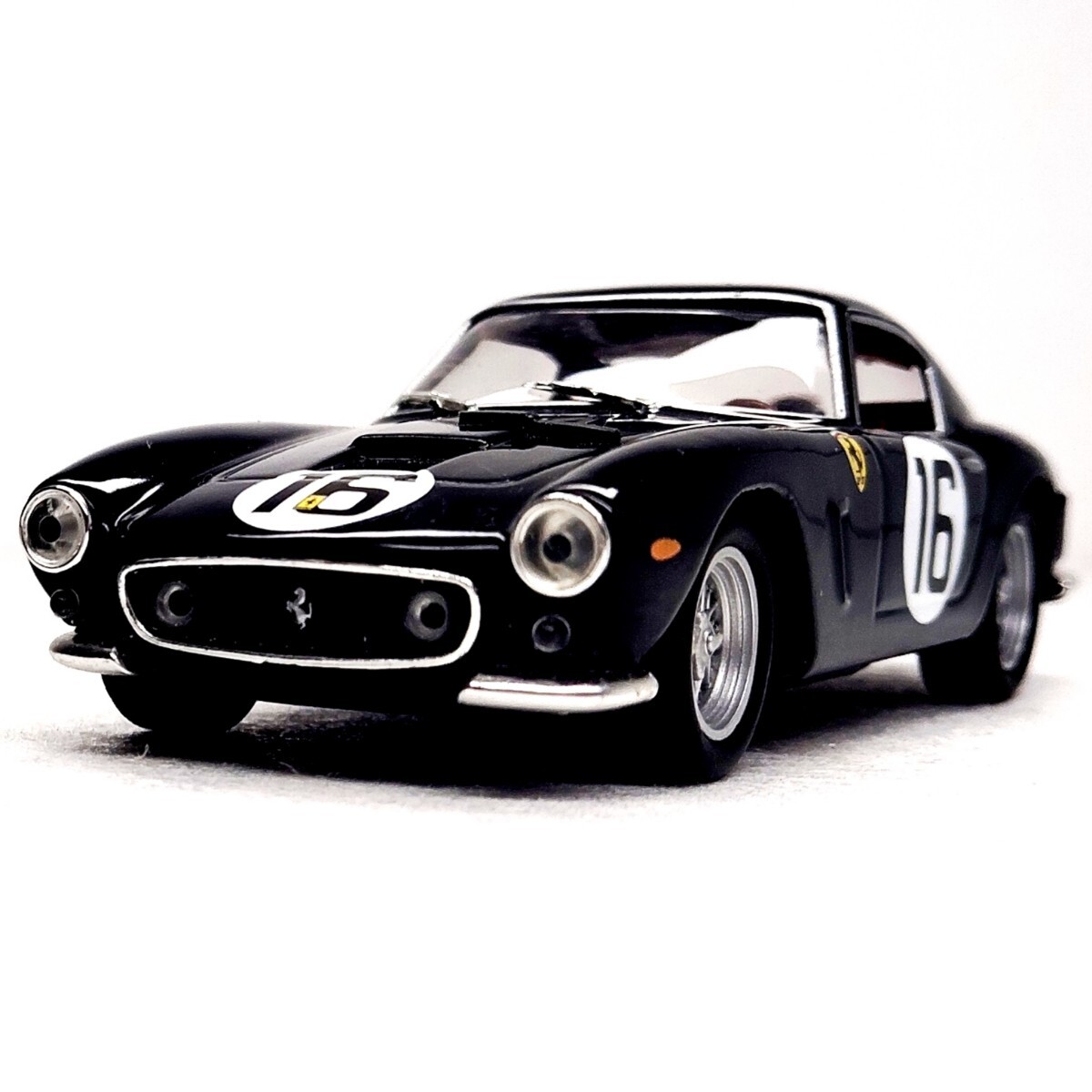 Yahoo!オークション -「1／43 フェラーリ250gt」の落札相場
