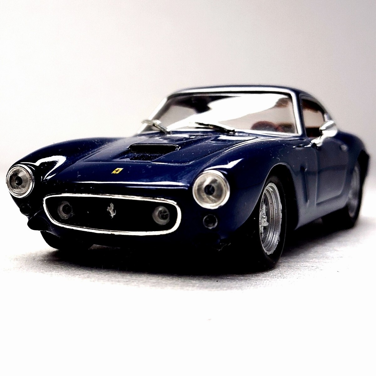 Amazon | バン 1/43 Ferrari フェラーリ250GT SWB 1960