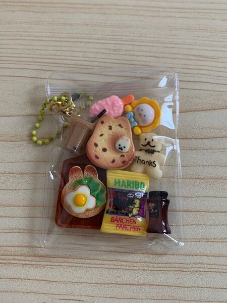 デコパーツ ミニチュア雑貨ポーチ ガチャ詰め風ポーチ ハンドメイド材料 おまけ付き ⑭ イエロー
