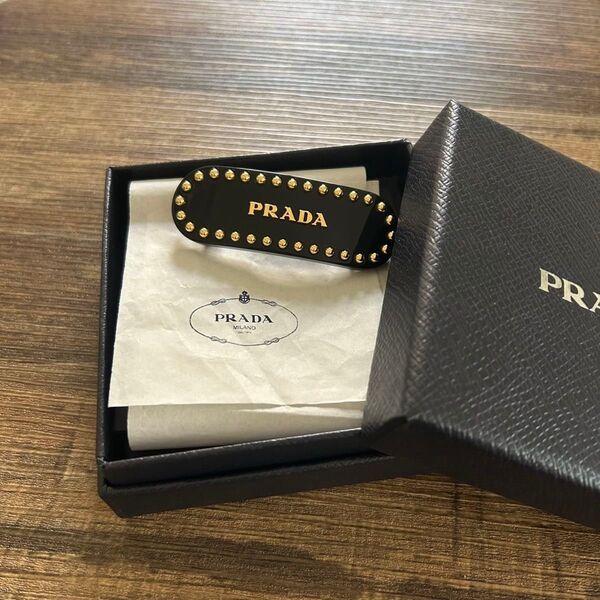 PRADA ヘアクリップ バレッタ ブラック