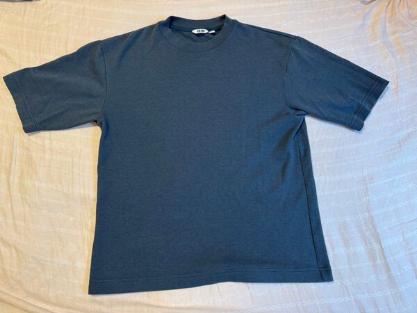 UNIQLO ダークグレー Tシャツ Sザイズ 吸汗速乾 半袖Tシャツ