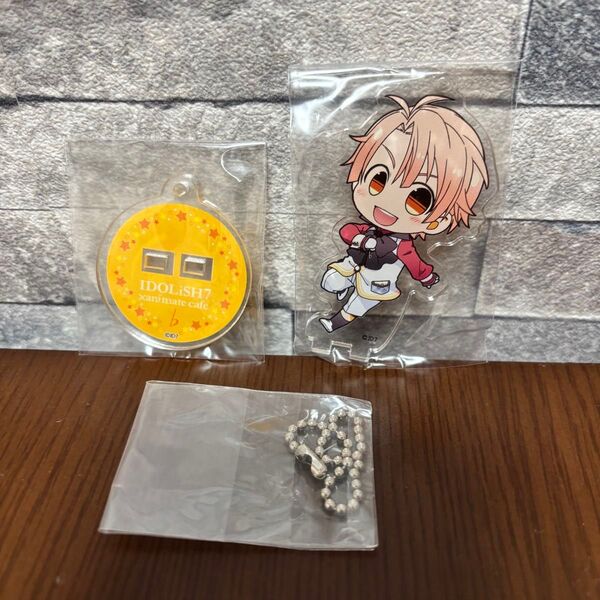 アイドリッシュセブン アイナナ アクリルスタンド 和泉三月 アクスタ アクキー キーホルダー スタキー スタンドキーホルダー 三月