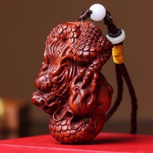 仏教美術 龍 根付 細密木彫 リアル繊細彫刻(龍/竜/辰) 置物 飾り お守り