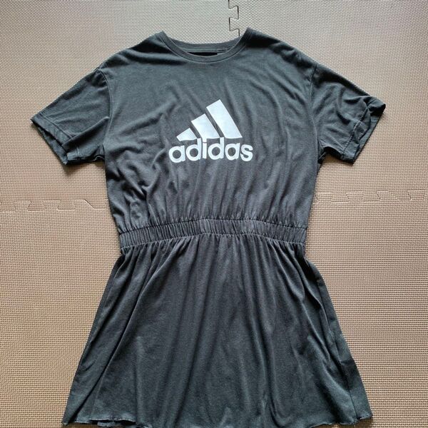 adidas チュニックワンピース160