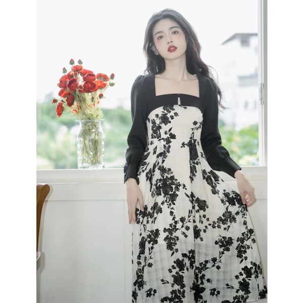 花柄ワンピース モノトーン パフスリーブ 新品未使用 タグ付