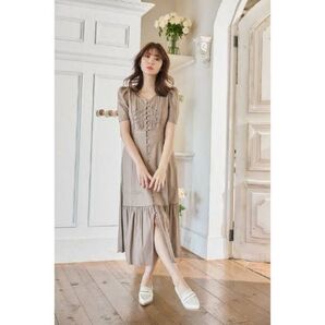 美品 herlipto Time After Time Scalloped Dress