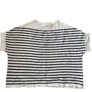 ボーダー柄半袖ニット