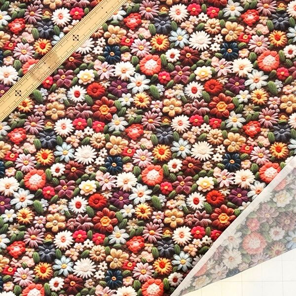 D52 3D立体プリント生地 花柄 丸っこい小さい花 ポリコットン ハギレ 生地 ハンドメイド 輸入生地