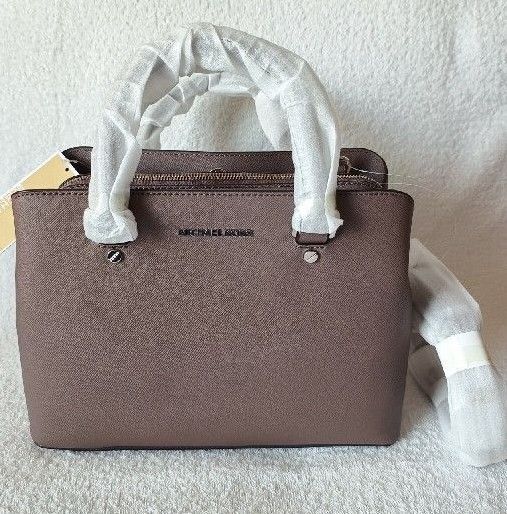 【新品未使用】マイケルコース Savannah バッグ