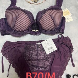 ウイング レシアージュ ブラジャ- B70 /チュチュアンナ ヒモリボン ショーツ Mサイズ