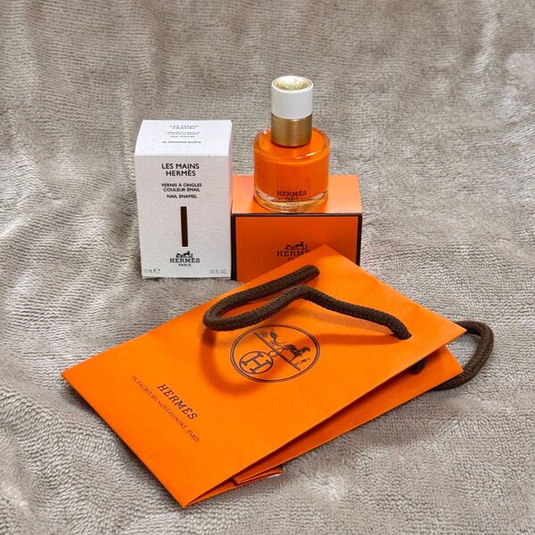 HERMES ネイルカラー マニキュア オレンジ エルメス 33 オランジュ ボワット コスメ オレンジボックス ショッパー 化粧