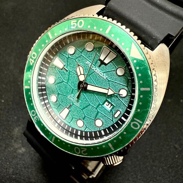 新品 FOXBOX グリーンフェイス オマージュウォッチ メンズ腕時計 シリコンベルト FB0025
