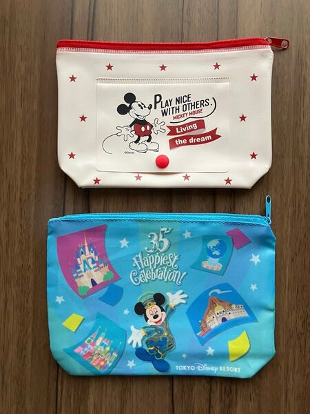 Disney ミッキーマウス ポーチ 2個セット ウエットティッシュなども入れられるポーチ 東京ディズニーリゾート35周年
